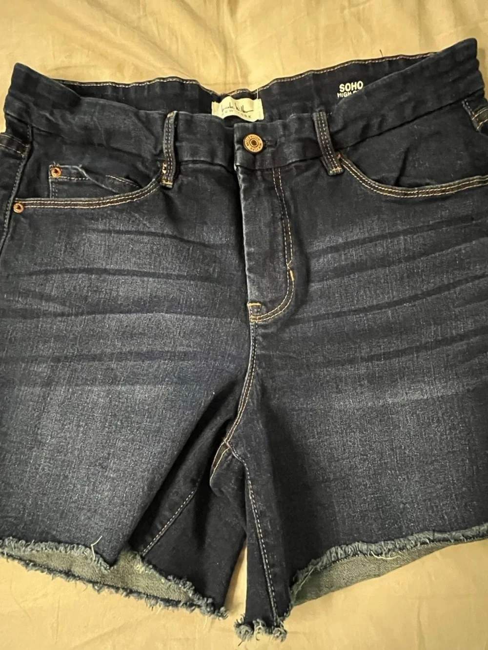 Nicole Miller SoHo High Rise Denim Shorts Dark Wash - Picture 3 of 6
